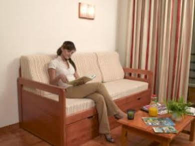 Almirall Apartament *